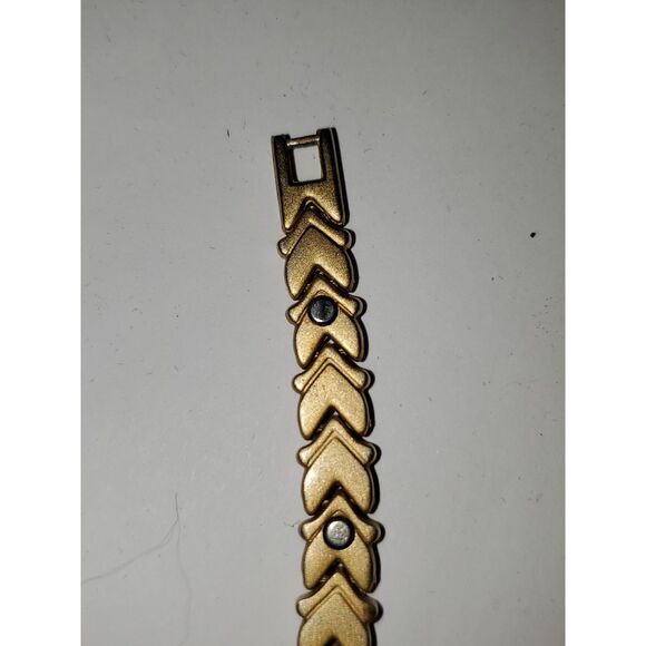 A Vintage Gold And Silver Tone Dual Metal Bracelet Elegant Formal Gift - Picture 11 of 12